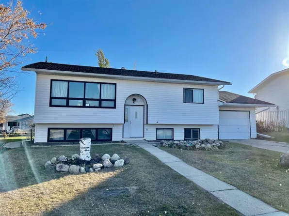 9303 W 93rd St, Lac La Biche County, AB T0A 3Z0