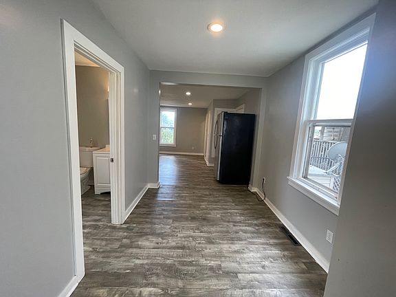 5th image of 1615 Stinson Ave