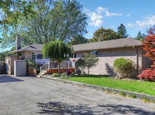 262 Randall Cres, Toronto, ON M1M 3K4