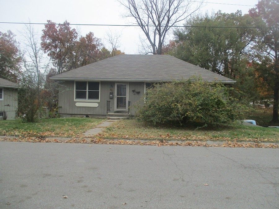 1st image of 203 Olive St
