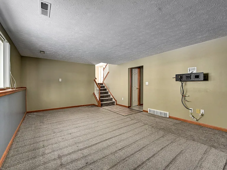13286 Boston Rd — Photo 14