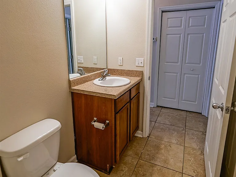 2400 Fred Smith Rd #204 — Photo 13