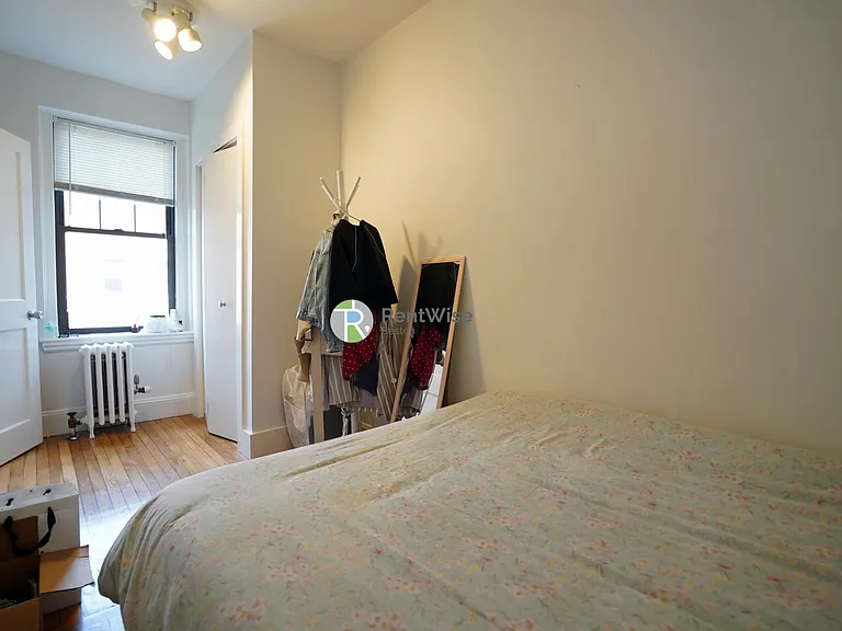 62 Queensberry St #302 — Photo 19