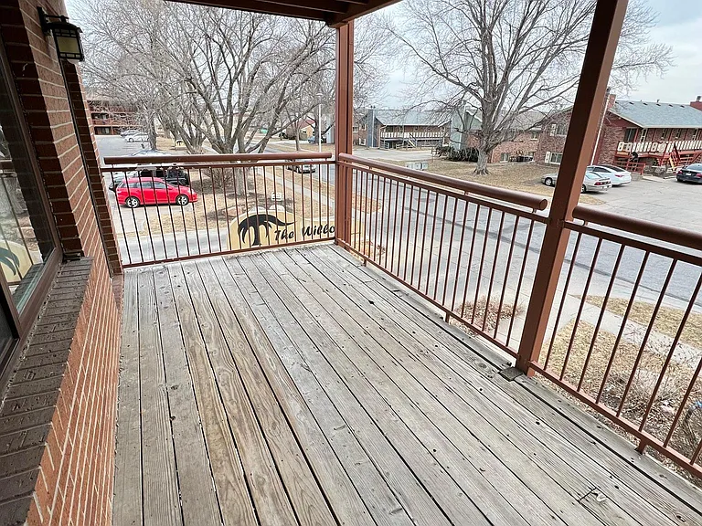 1-1813 Knox St #1 — Photo 13