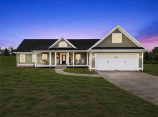 9204 Skitts Mountain Dr, Lula, GA 30554