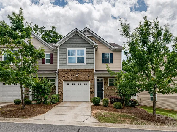 7434 Calhoun Falls Dr, Rock Hill, SC 29732