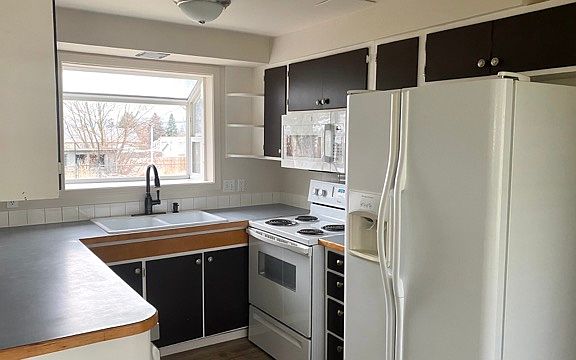 3rd image of 13609 E 12th Ave