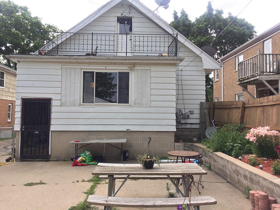 2nd image of 3000 W Bobolink Ave