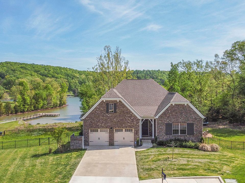 1st image of 191 Ashton Fields Dr