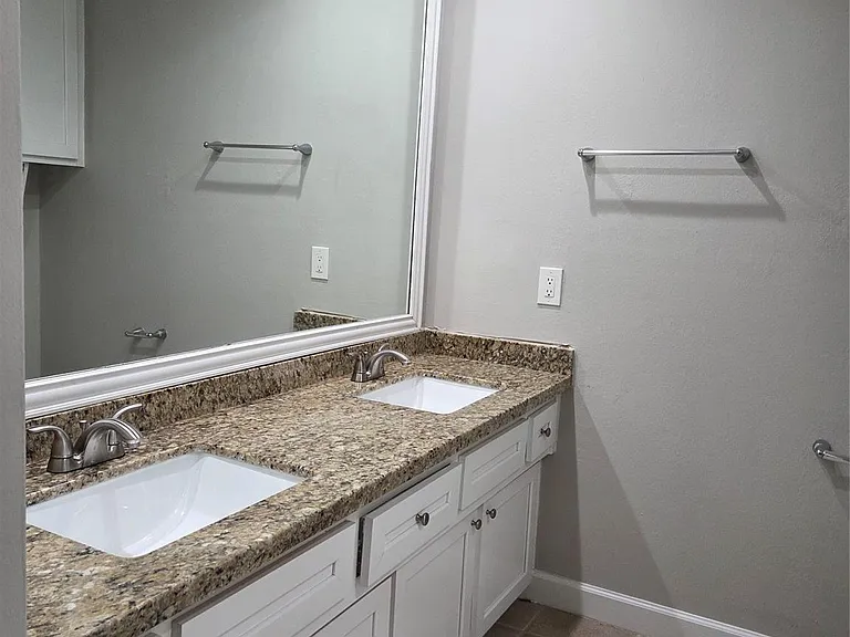 14743 Charlmont Dr — Photo 18