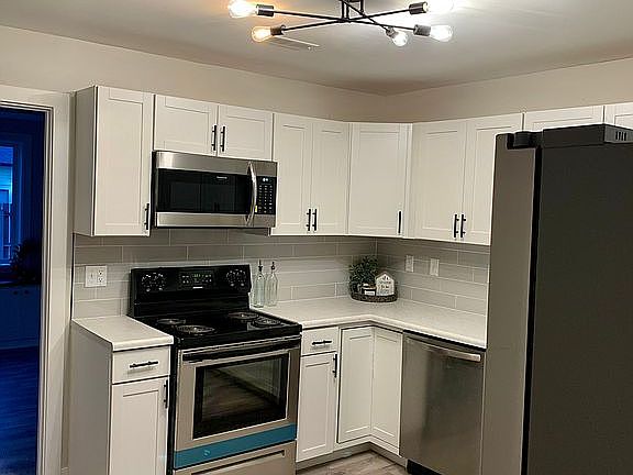5th image of 5021 N 71st St