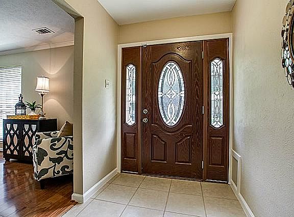 4th image of 9909 Greenfield Dr