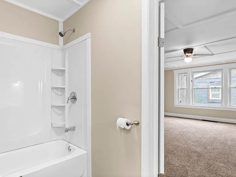 113 Barlow St #1 — Photo 5