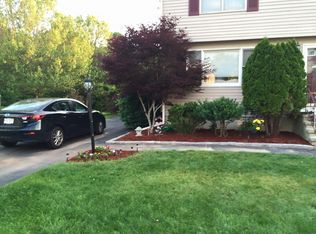 77 Azalea Dr, Taunton, MA 02780