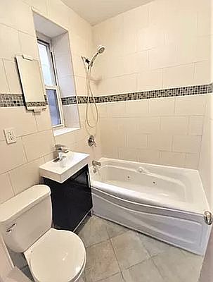 4th image of 257 Patchen Ave #3B