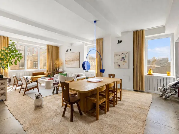 251 W 19th St APT 5D, New York, NY 10011