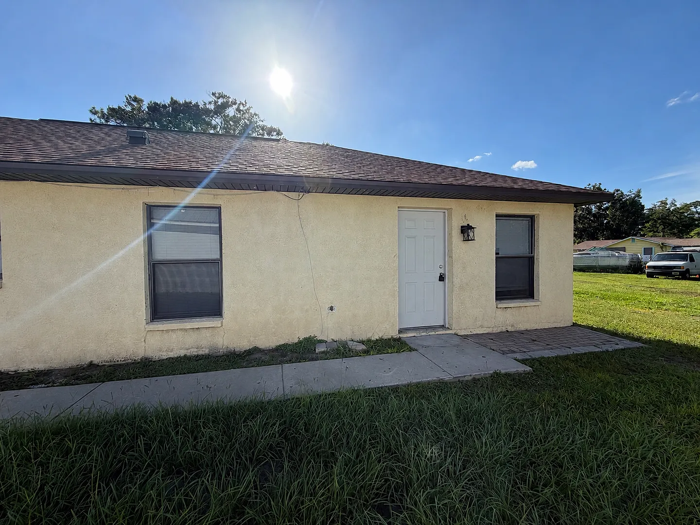 2 bed/1 bath duplex — Photo 1