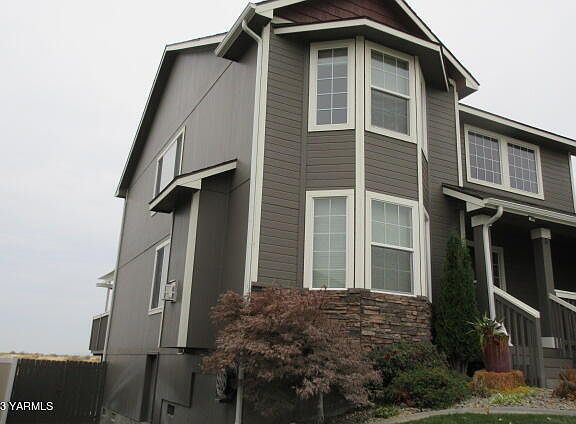 2nd image of 812 Indian Heaven Ct