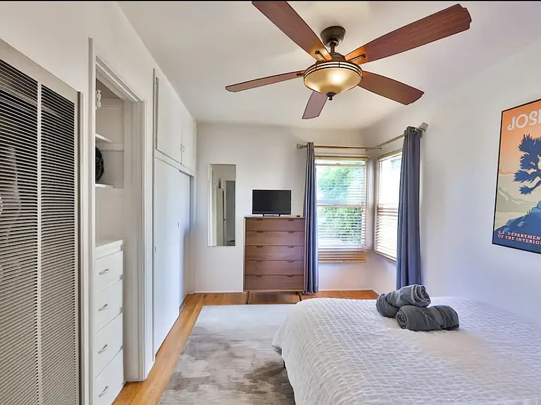3270 Cedar St #B — Photo 3