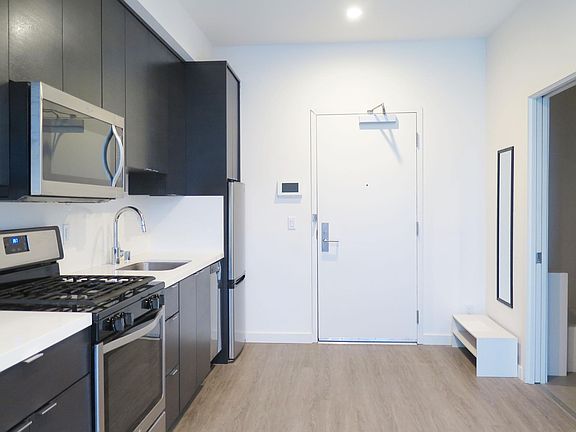 2nd image of 237 Shipley St #203