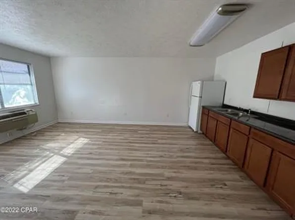 901 Russ Lake Dr APT 104, Panama City, FL 32404