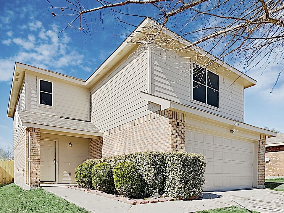 1st image of 4552 Waterford Dr