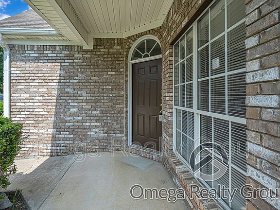 4th image of 1013 Ashley Brook Ln