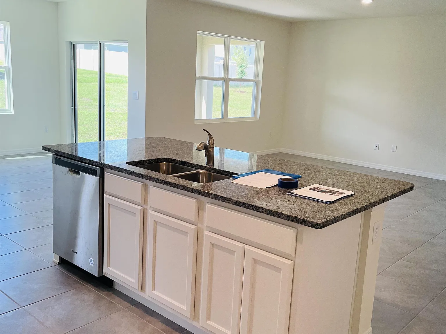 5256 Greenheart Avenue - 1 — Photo 4