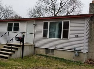 84 7th St, Bangor, ME 04401