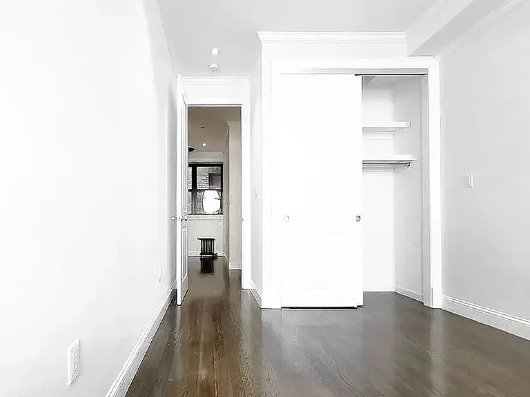 1379 Lexington Ave #3C — Photo 7