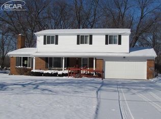 3109 Gehring Dr, Flint, MI 48506