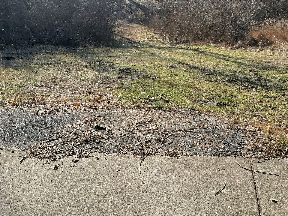 1st image of 834 Woodmont Blvd