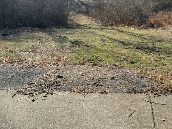 834 Woodmont Blvd, Clarksville, TN 37040