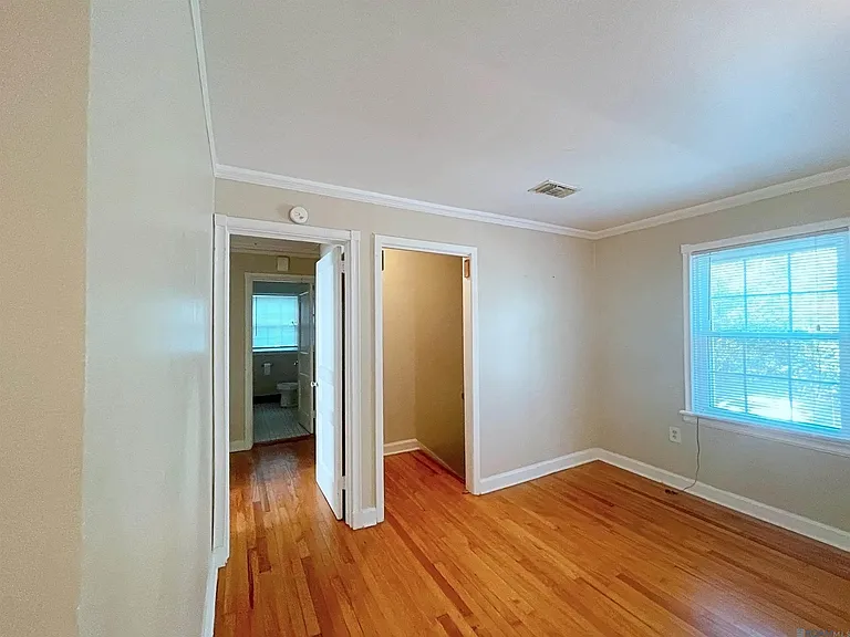 927 Rittiner Dr — Photo 6