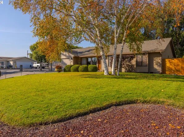 860 SW 13th Pl, Hermiston, OR 97838