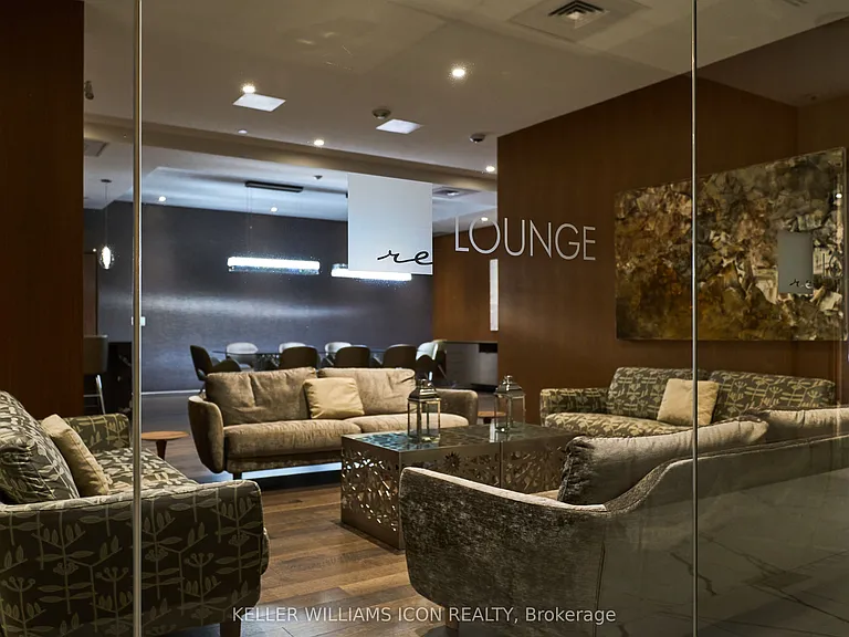 101 Queen St #911 — Photo 32