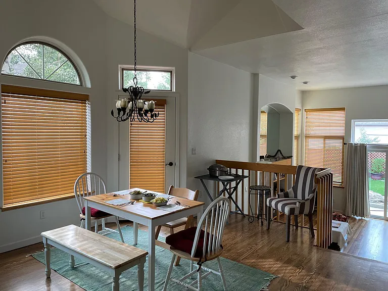 705 Club Pl — Photo 6