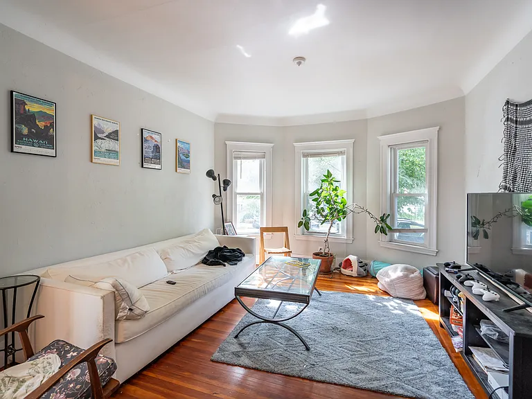 27 Paulina St #1 — Photo 9