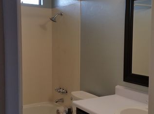 635 David Ave APT D, Red Bluff, CA 96080