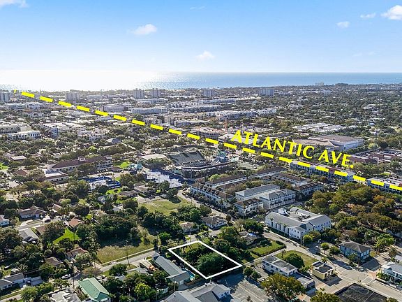 2nd image of 114 NW 4th Avenue
