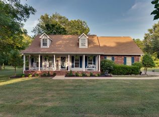1122 Lewis Jones Blvd, Gallatin, TN 37066