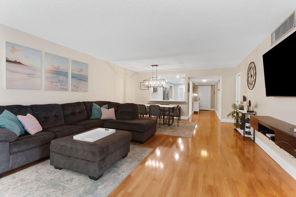 4007 N Cypress Drive #208, photo 7