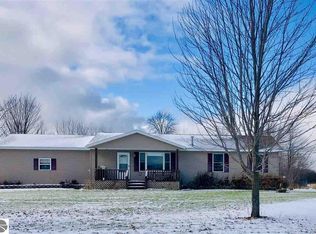 3494 S Call Rd, Lake City, MI 49651