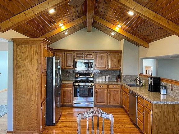 Stainless appliances