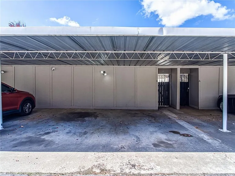 280 Winding River Dr #B — Photo 35