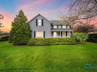 5821 N Benton Carroll Rd, Oak Harbor, OH 43449