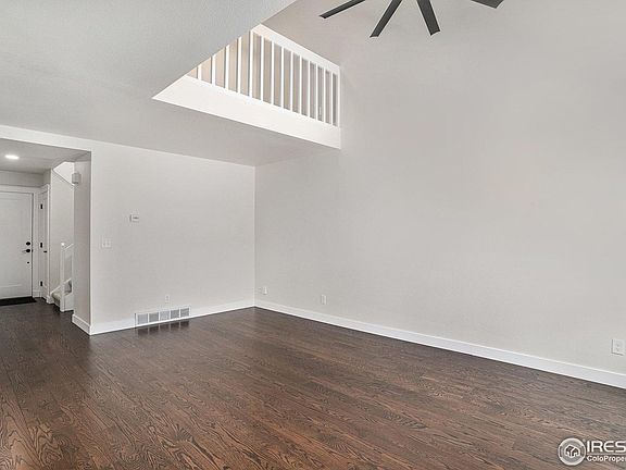 4th image of 1006 Mirrormere Cir