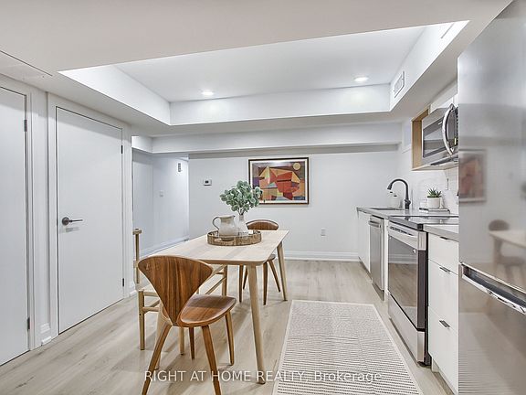 5th image of 1201 Dovercourt Rd Unit 4