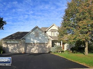26926 S Mc Kinley Woods Rd, Channahon, IL 60410