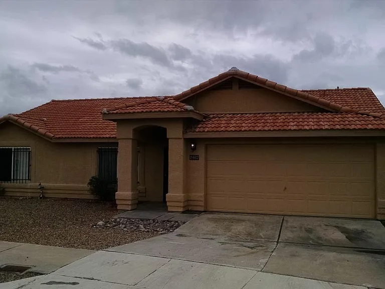 2462 S Perillo Dr — Photo 3